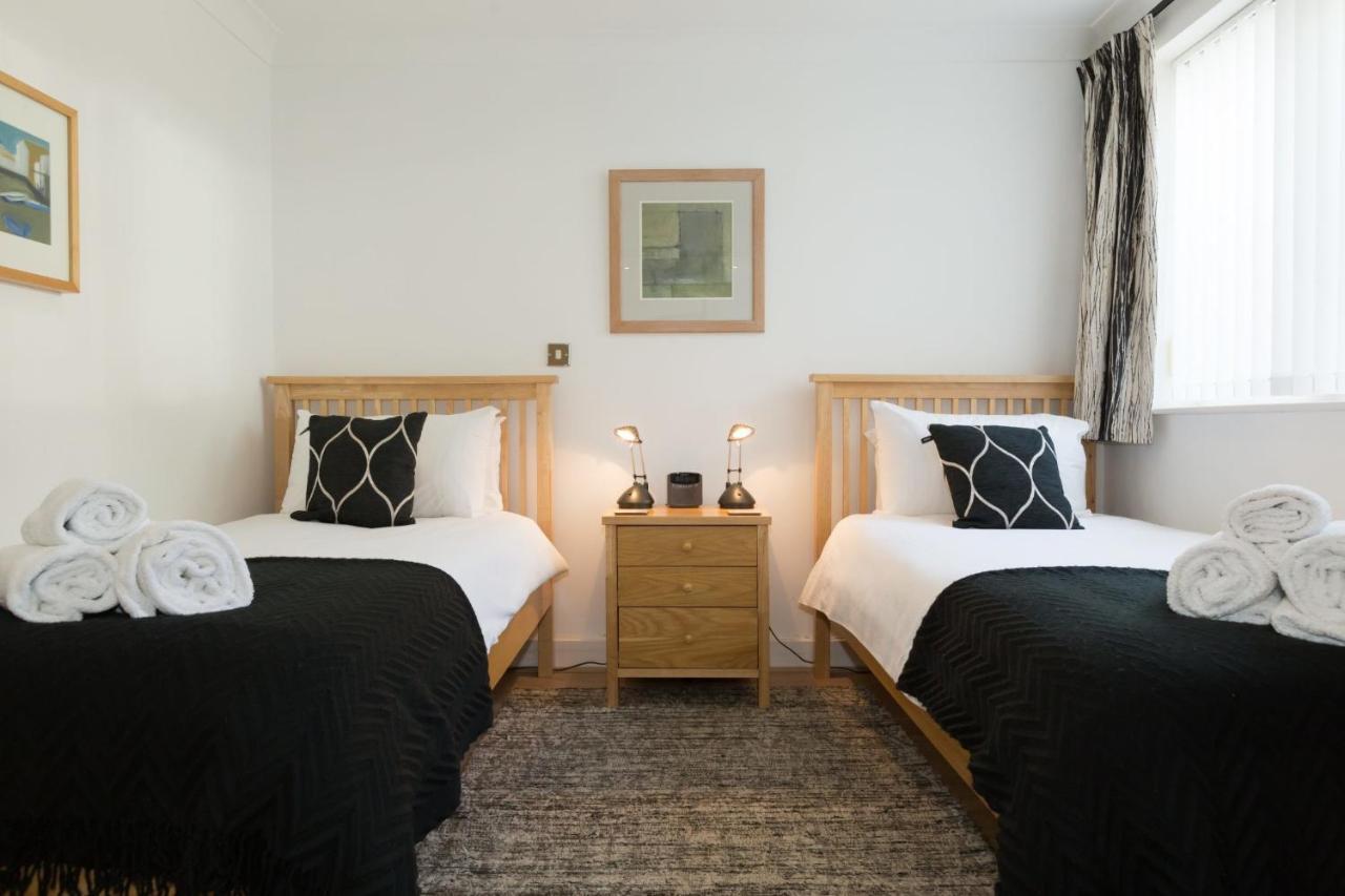The Point Villa St Ives Buitenkant foto